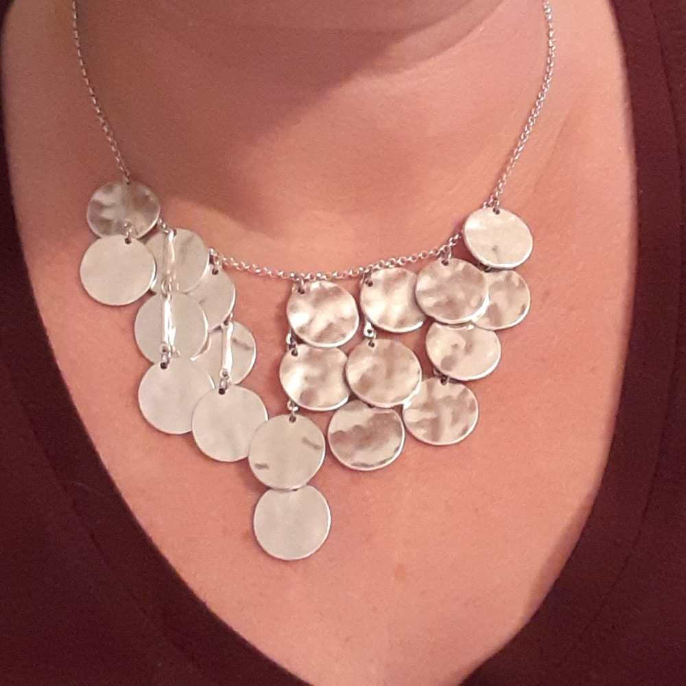 Flicker necklace